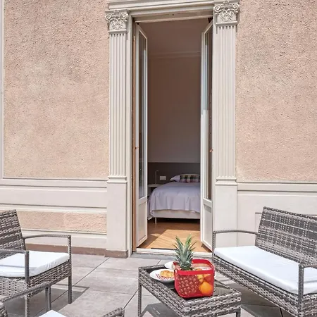 Guest house By @ Locarno Muralto