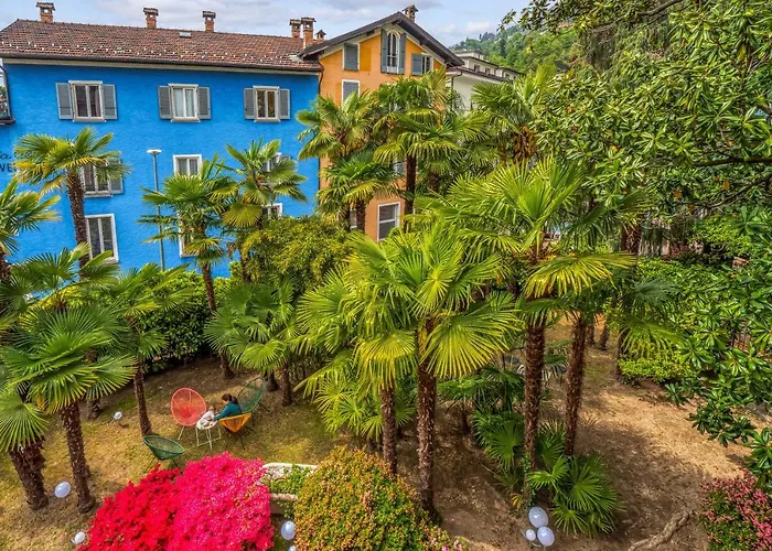 招待所 By @ Locarno Muralto