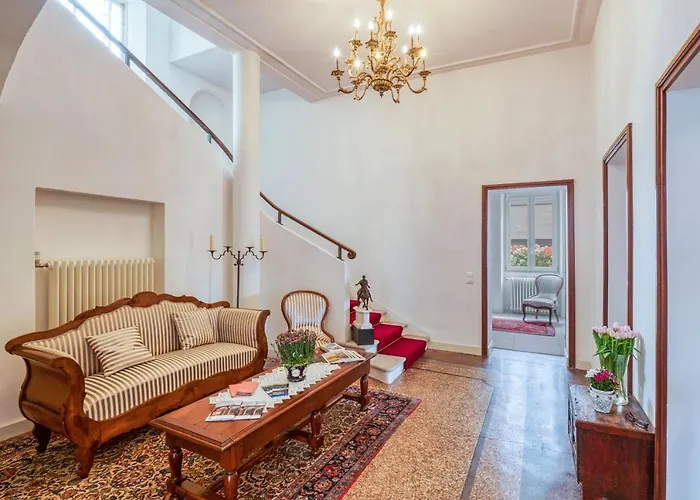 Pensión By @ Locarno