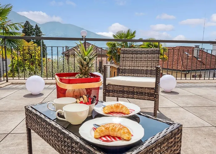 By @ Locarno Pensión 3*