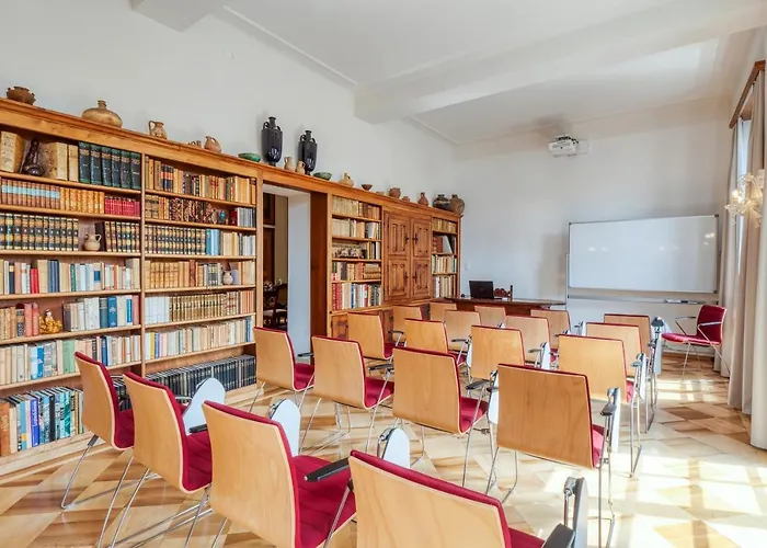 Gasthuis By @ Locarno 3*