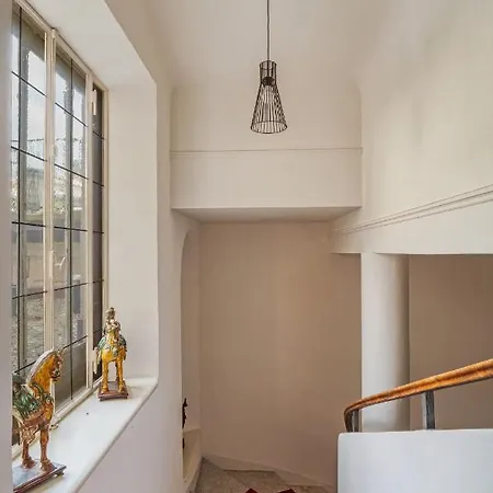 By @ Locarno 3* Muralto