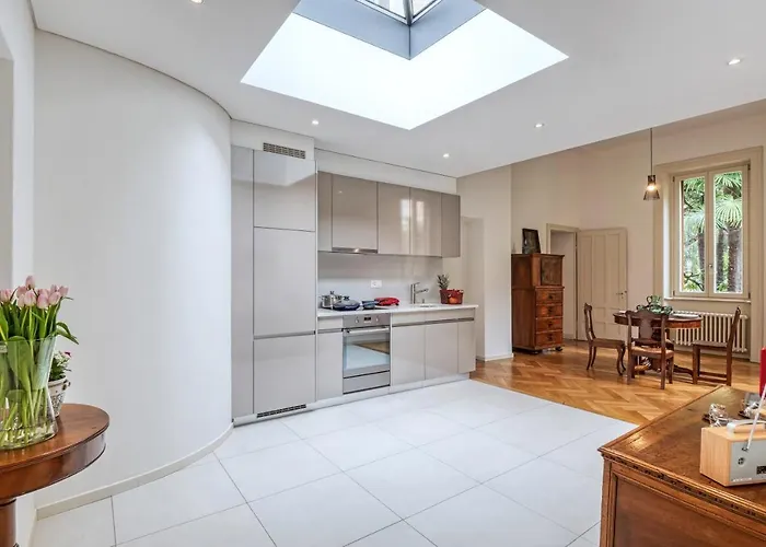 By @ Locarno Konukevi Muralto